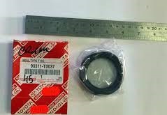Сальник привода, корпуса дифференциала 90311-T0037 (Toyota)