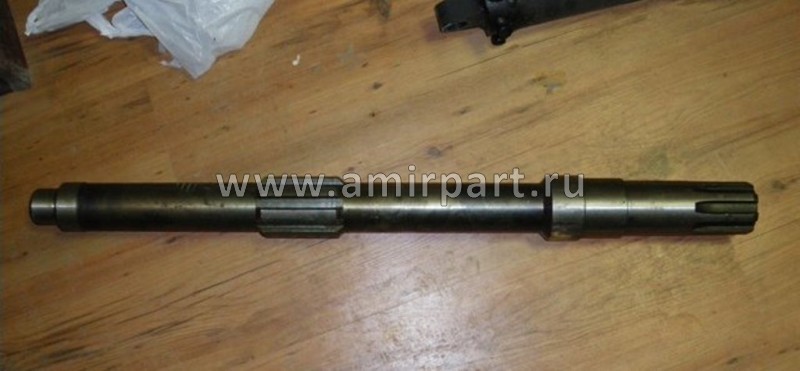 Вал привода транспортера (КО-815) КО-713 43.00.005