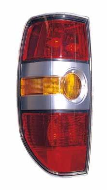 Фонарь задний MAZDA UR8251180B
