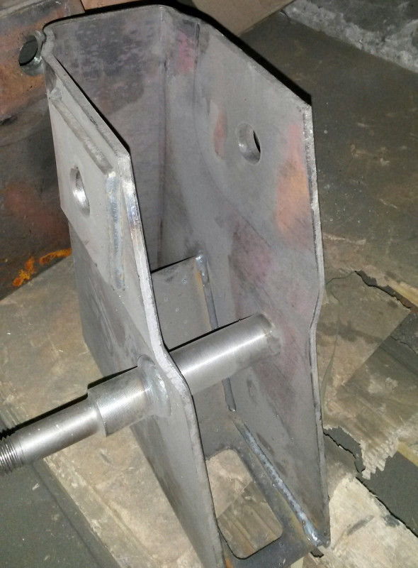 Кронштейн рессоры левый (360мм) 2257120046 Тонар