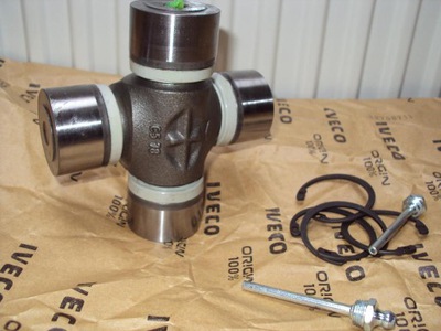 Крестовина передних полуосей 42536857 IVECO