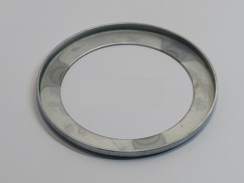 Чашка защитная манжеты оси балансира АЗ Урал 4322-2918184