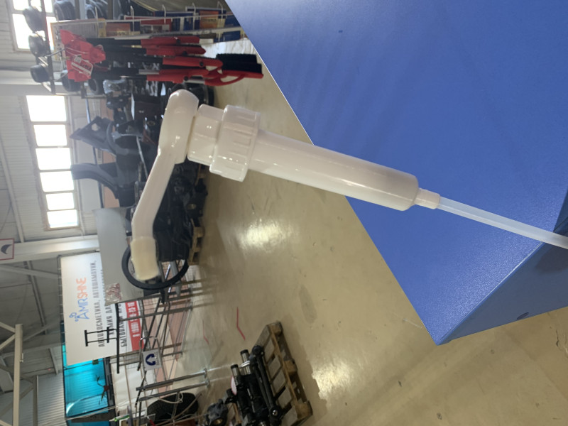 Дозатор для канистры ID 77512-40/410 белый-трубка 250мм