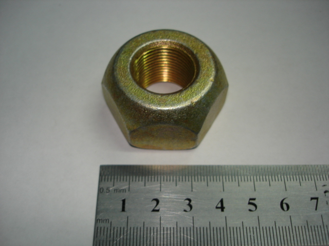 Гайка М20х1,5-6Н колеса 4310-250712-П29 правая