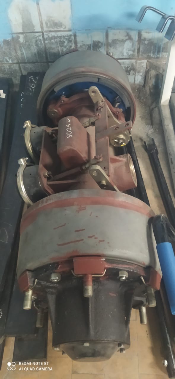 Балансир колес задней подвески 9990-2918180-40 Ось 99865