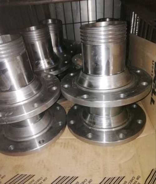 Фланец 18-12-201