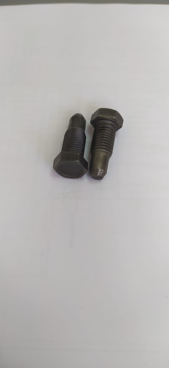 Винт М10х25 853350