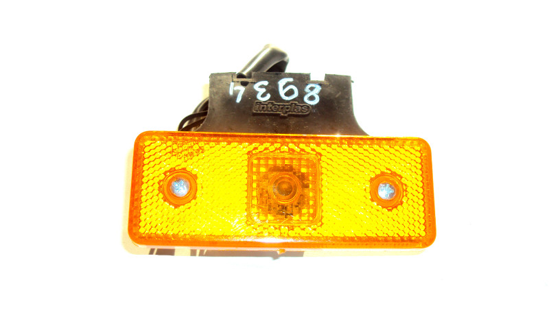 Фонарь габаритный с кронштейном желтый 112000