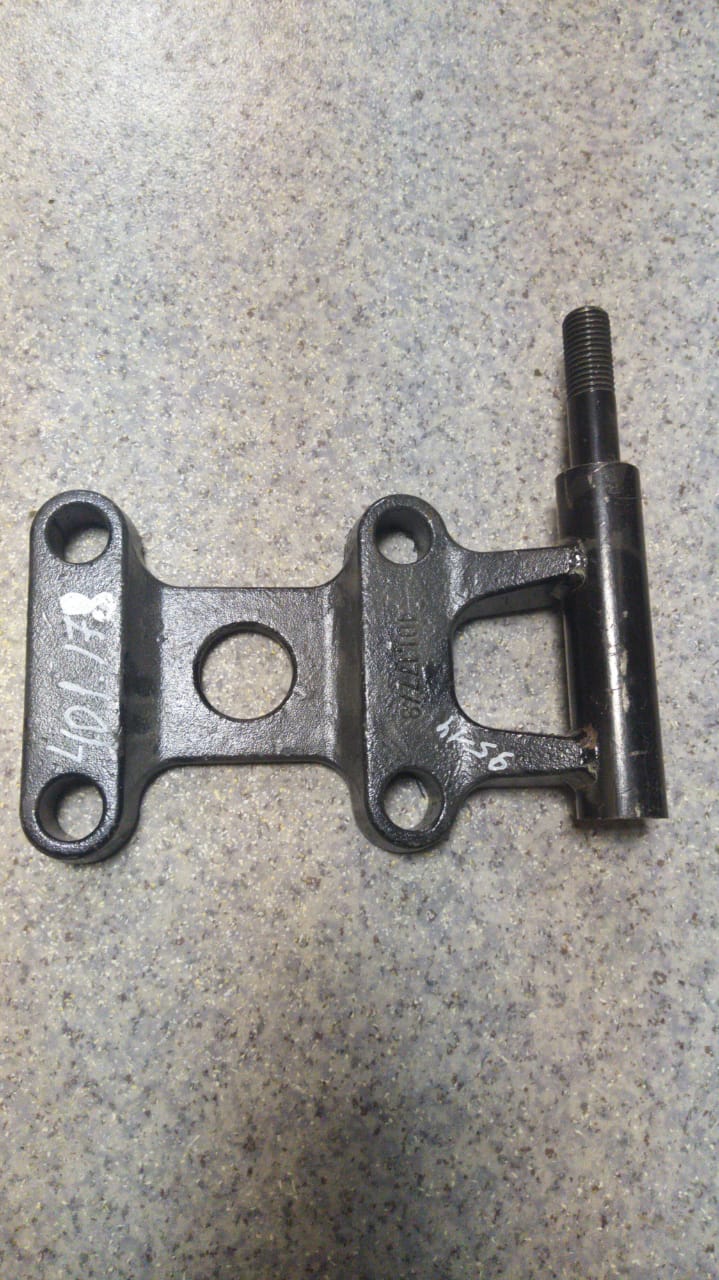 Кронштейн амортизатора (120балка) левая SLU 05.145.25.23.0/401.178