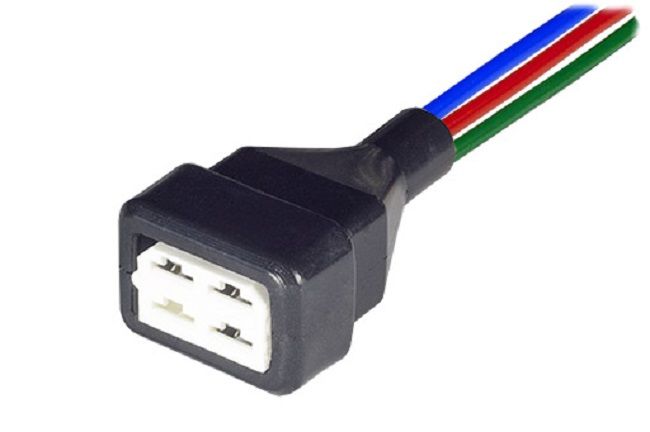 Разъем соединительный 6.3мм гнездо 4-клеммный (мама) в сборе с провод,пыльником АЭНК 5426