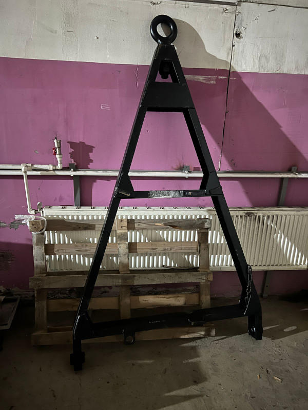 Дышло шасси 4470-0004010-03 Петля 90 мм (по размерам)