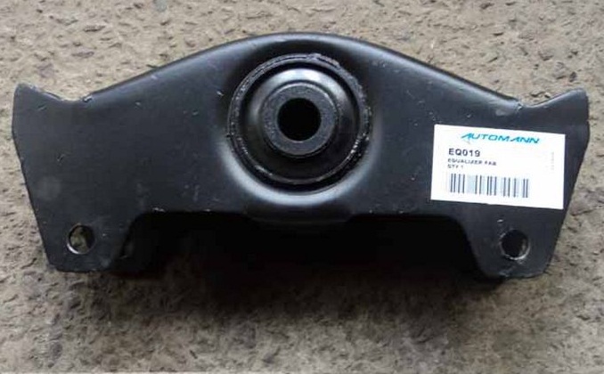 Балансир Hutch 16158-01 EQ019 (1 отв) TRB5542