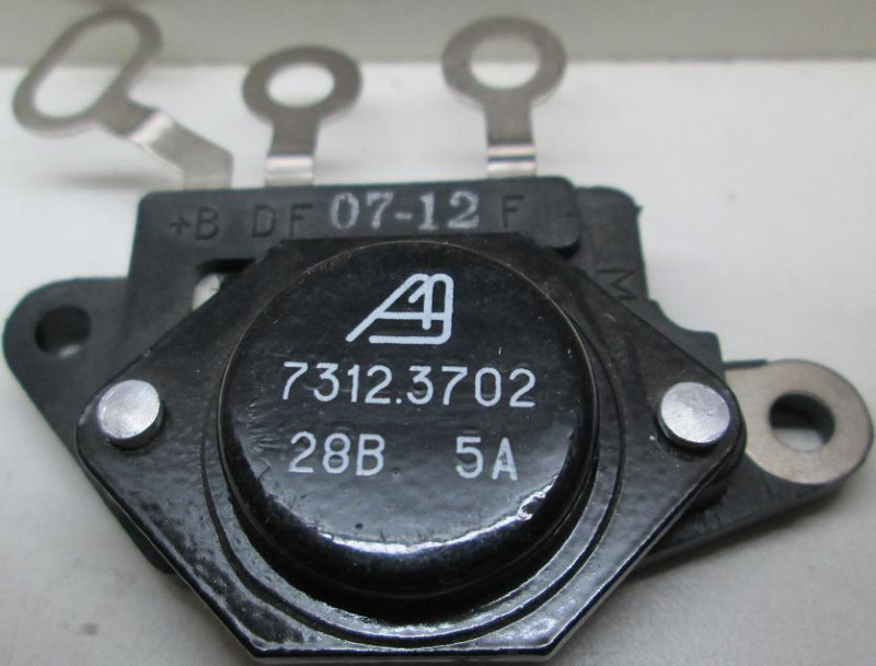Реле регулятор напряжения КАМАЗ ЕВРО 7312.3702 28в
