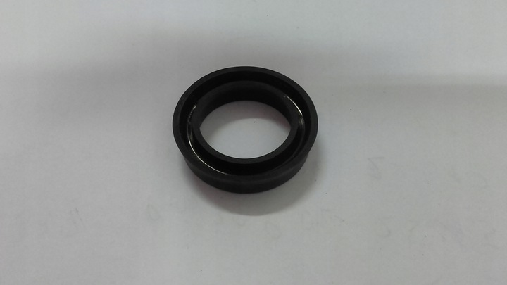 Кольцо уплотнительное цилиндра КОМ (манжета 25х34-8) 100-3570228