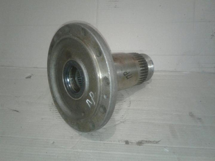 Цапфа правая 6317-2304078-10