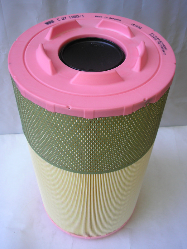 Воздушный фильтр MANN-FILTER C23632/1