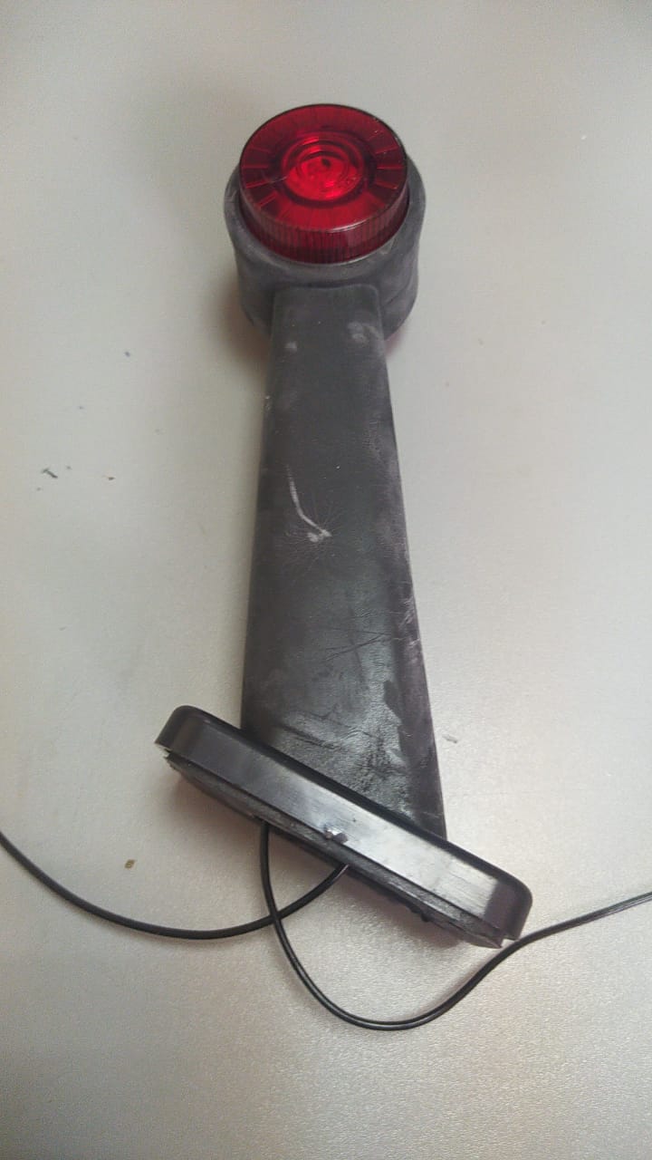 Фонарь габаритов (ОГ-35 LED) НОВЫЙ обр. св. диодн. плоск. рассеив. красно-белый