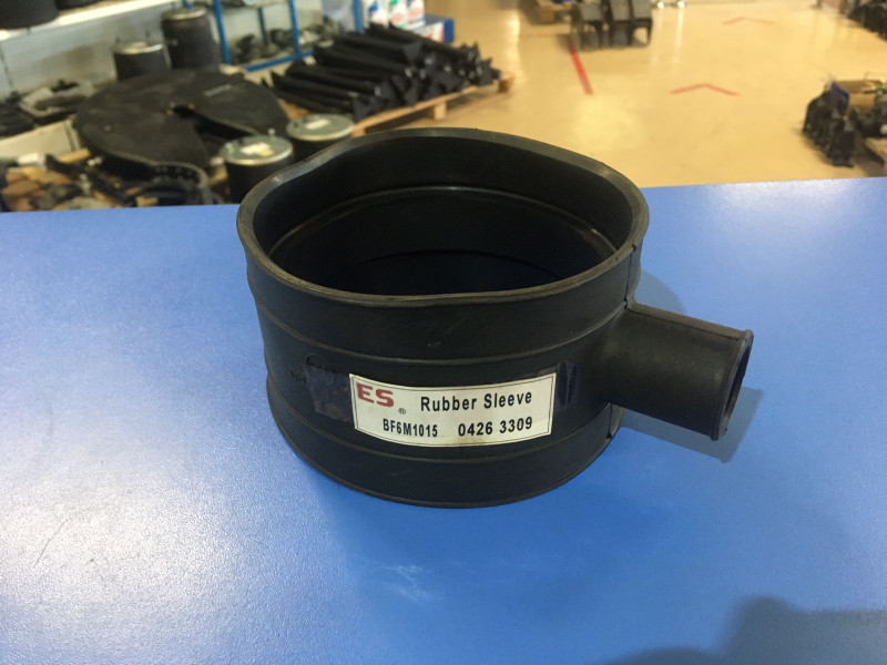 Патрубок турбины впускной рез. 2015 04263309