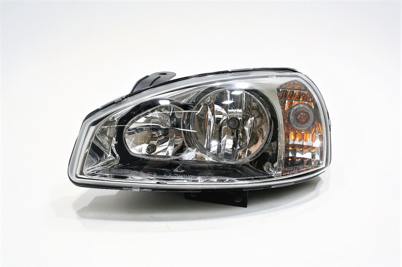 Фара головного света левая ВАЗ 1118