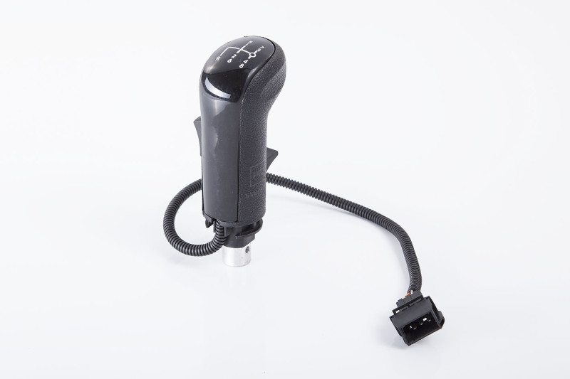 Ручка на рычаг КПП MAN TGA,TGS OE 81.32620.0110 / Sampa 022.184