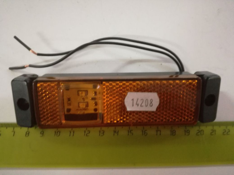 Фонарь габаритный маркерный желтый 12/24В (011.3731)