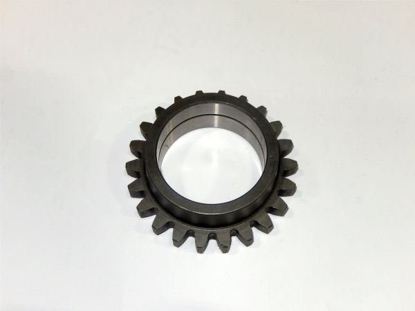 Шестерня на КОМ(ведомая+промеж) 5511-4202032