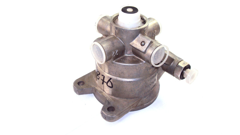 Воздухораспределитель тормозов полуприцепа 2-х проводный (11.3531010-70/71)