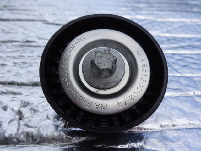 Ролик обводной приводного ремня MB Actros дв.OM501, 502 0005500433