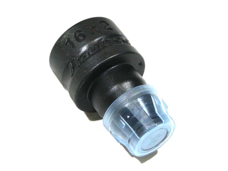 Соединитель d=16x2.0 L=21mm Wabco 8938000992