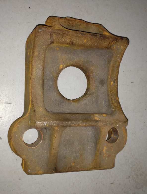 Накладка верхняя (под стремянку) МАЗ (9758-2912415)