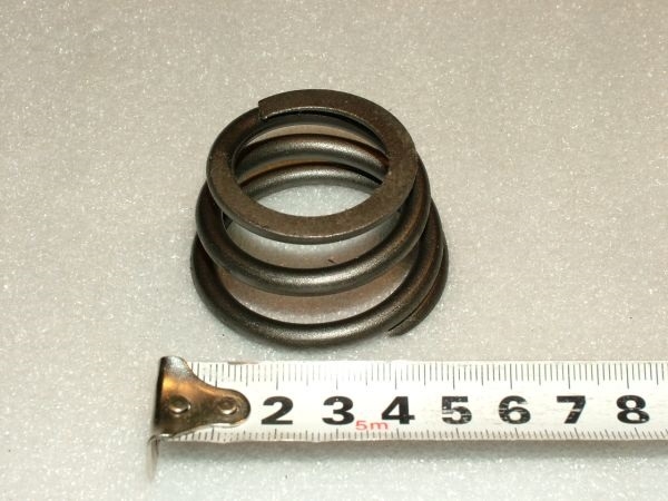 Пружина пальца реакт.штанги 375-2912022-Б