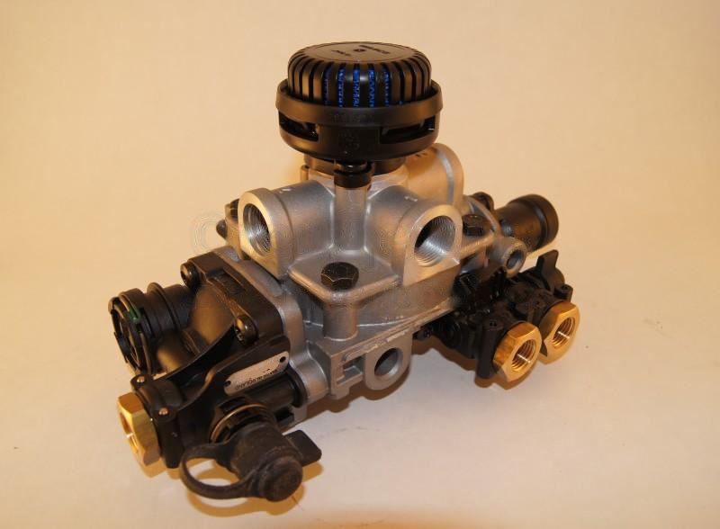 Регулятор тормозных сил пневматический КАМАЗ 5297/5460, НЕФАЗ 4757210010 Аналог Китай @95474