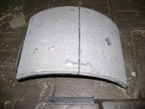 Колодка тормозная правая 5440-3502090 220мм