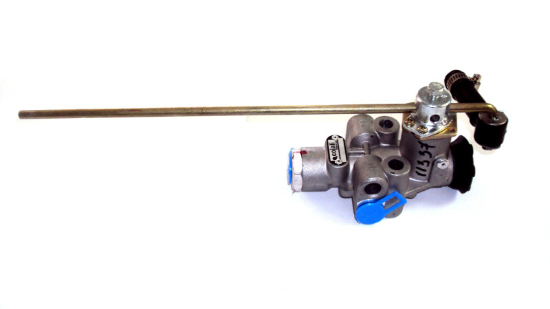 Кран уровня пола SV1307 (2214100) (3 вых.) АНАЛОГ 3361