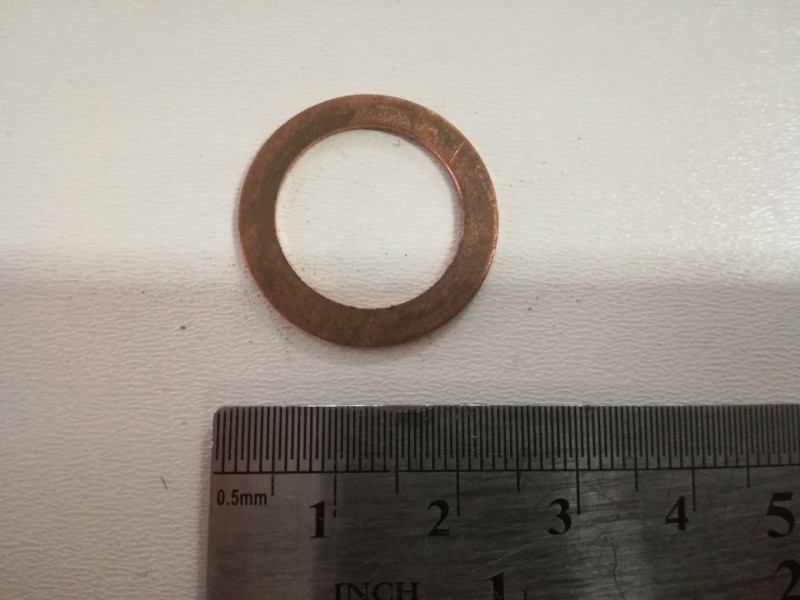 Кольцо медное 27*32