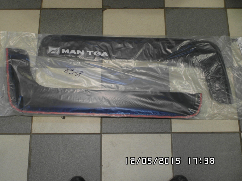 Дефлектор MAN TGA (короткий)