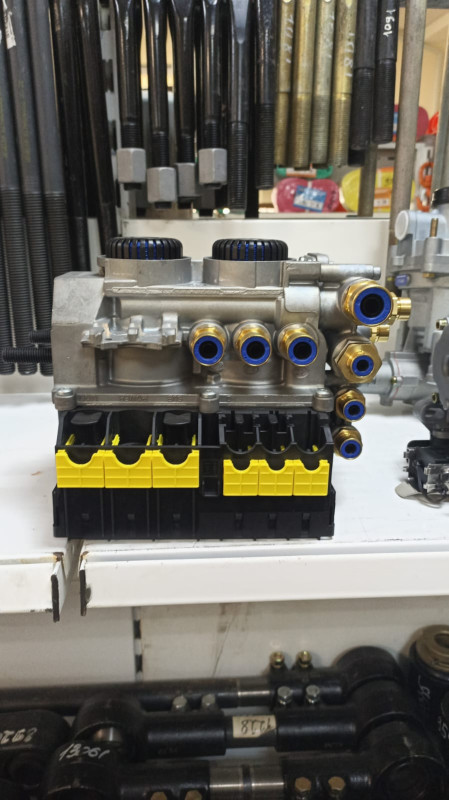 Блок TEBS-E, 4S/3M,Premium,с фитингами,с PEM 1218321/1161179/1213492/1042742/1462425/1370596/1370597