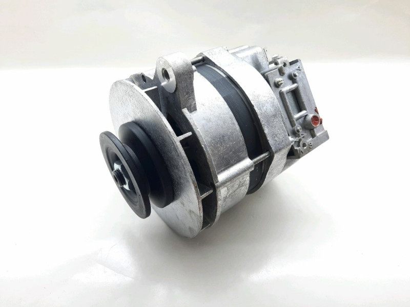 Генератор 4201.3771 14В 100А