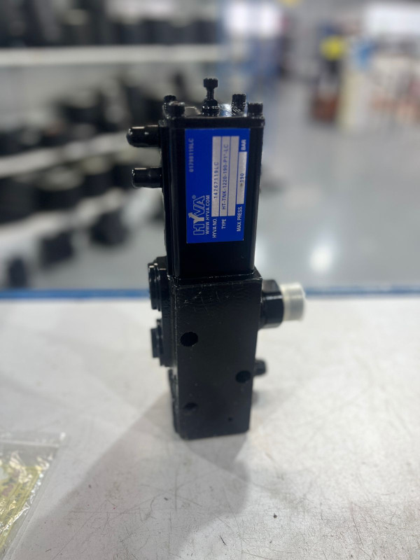 Клапан управления подъемом опусканием самосвала HYVA HT-TNK-1220-190