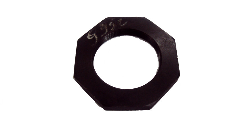 Гайка оси ВМТ502462