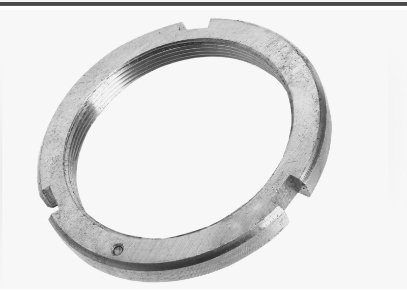 Гайка ступицы переднего моста н/о 551603-3103087-000