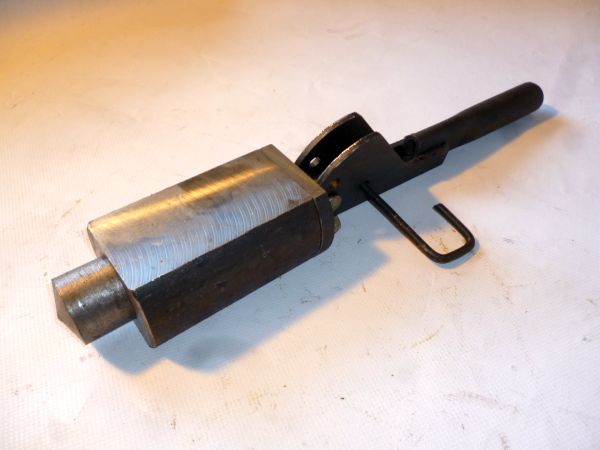 Стопорный механизм поворотного круга 8602-2705013