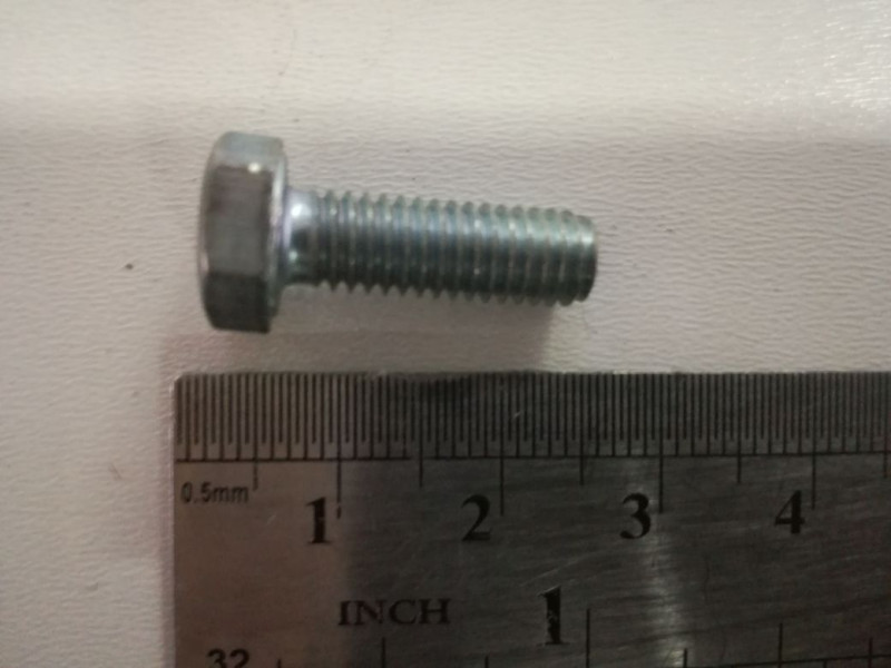 Болт М6х18 201419-П29