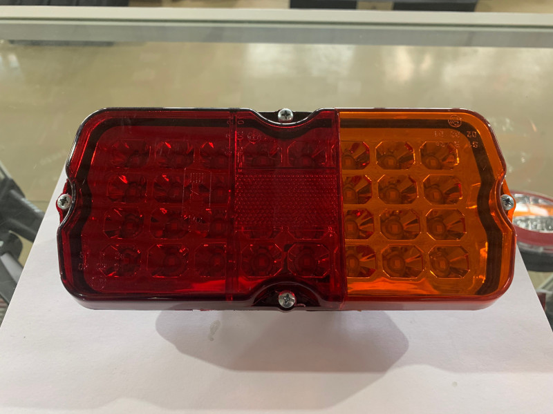 Фонарь задний Уаз светодиодный 12В арт.132.3716-32