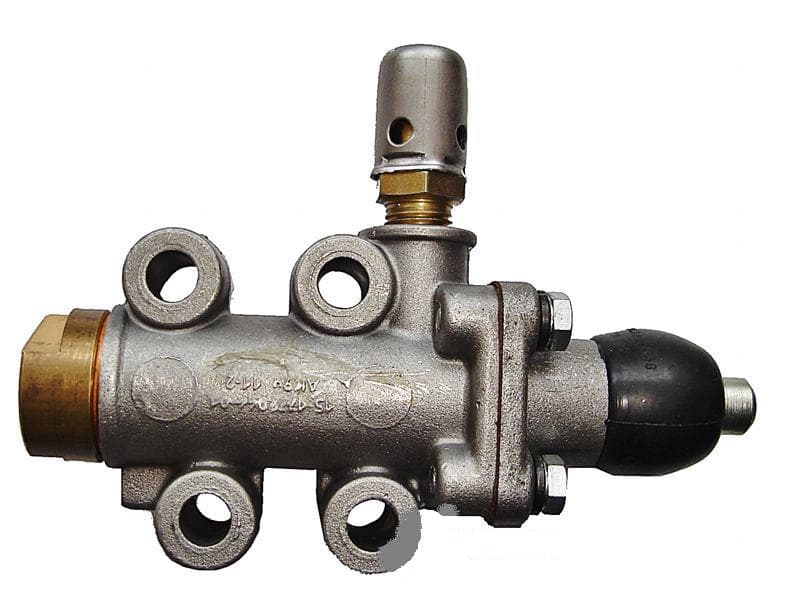 Клапан включения делителя КАМАЗ (15.1772040-01)