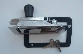 Замок клавишный 140мм