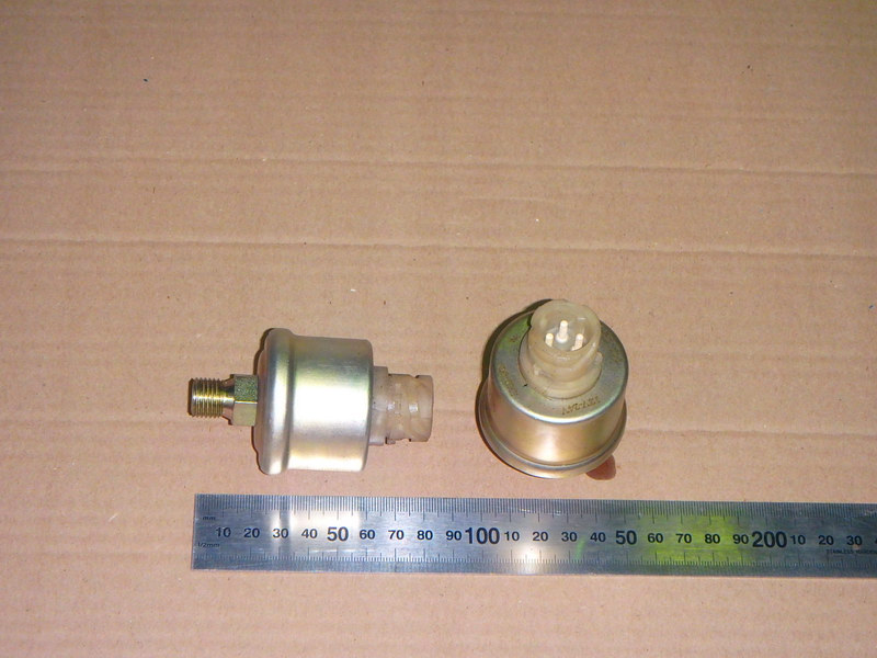 Датчик давления воздуха МАЗ ДКД-4КМ 12-24 v 0-1,0 МПа м14х1,5